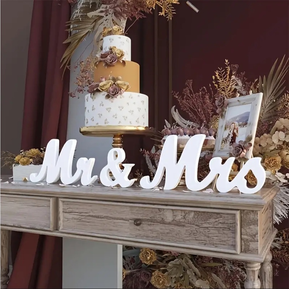 Wedding/Bridal Mr & Mrs word out of wood, white, wedding decor. Matte finish.NIP